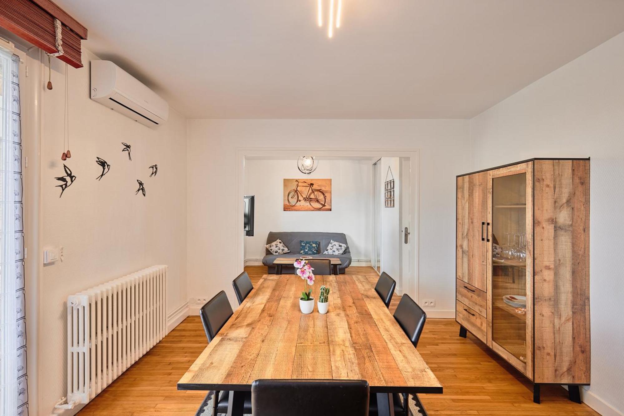 בורג-אן-ברס Les Hirondelles - 2 Chambres, 3 Lits, Climatisation Et Balcon מראה חיצוני תמונה