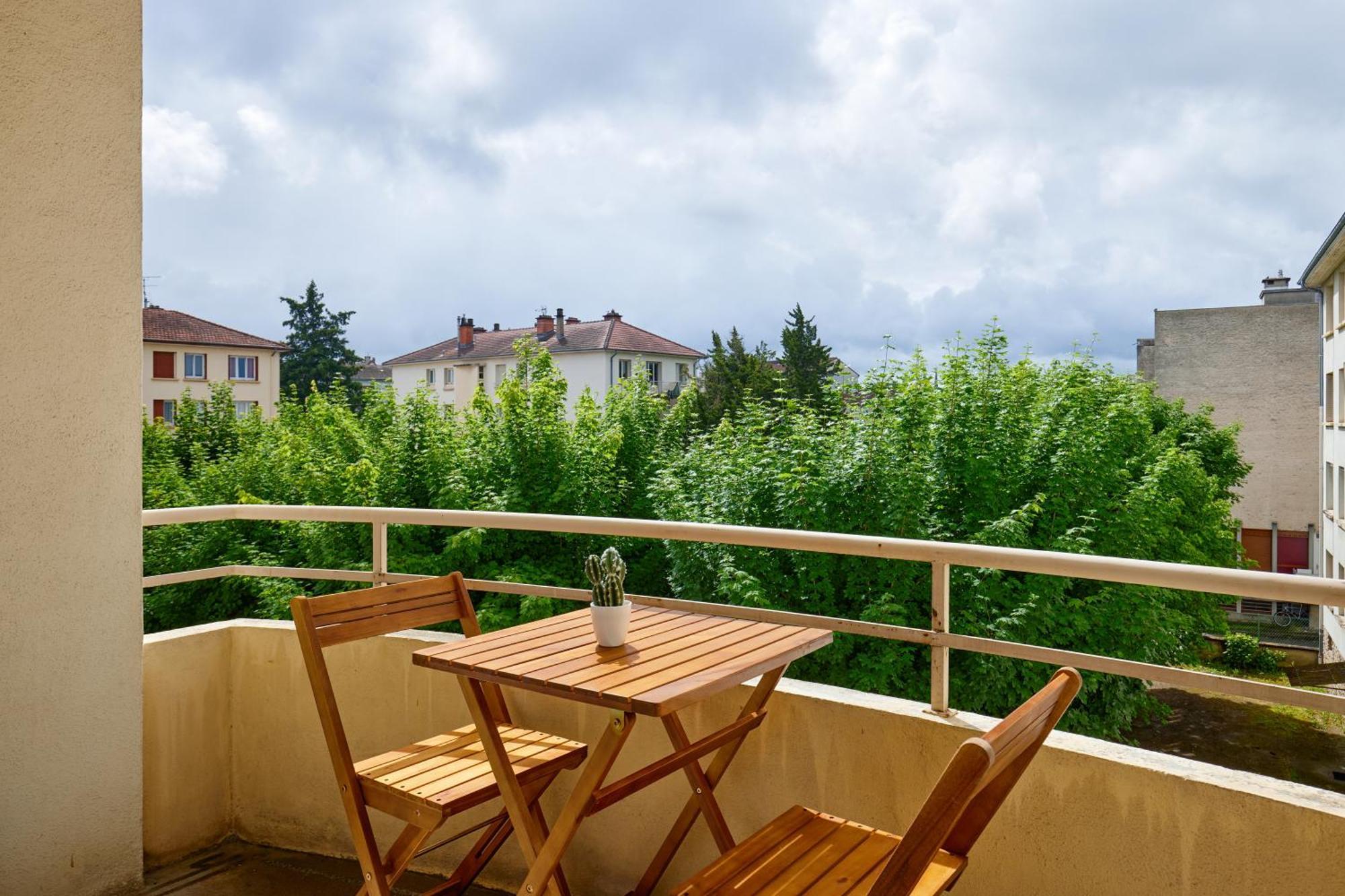 בורג-אן-ברס Les Hirondelles - 2 Chambres, 3 Lits, Climatisation Et Balcon מראה חיצוני תמונה